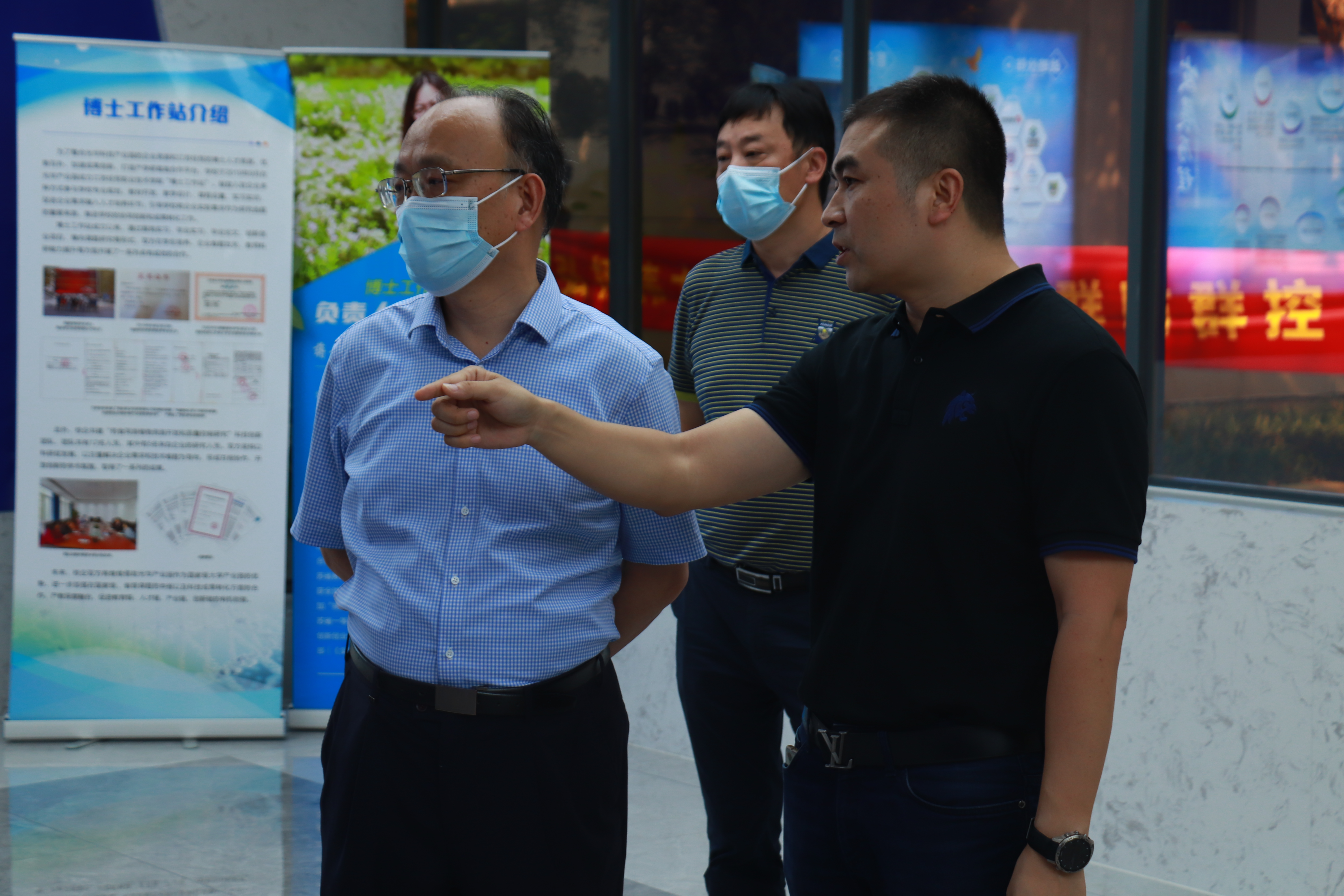 戴庆华书记走访南京恩博科技有限公司推进校企合作